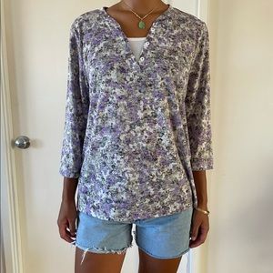 Erika long-sleeved top. Size: Large.